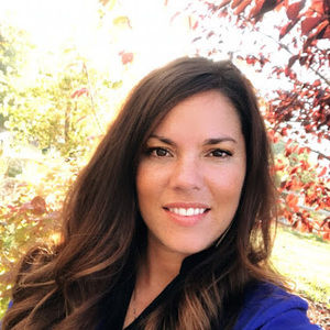 Meet your Posher, Amalia